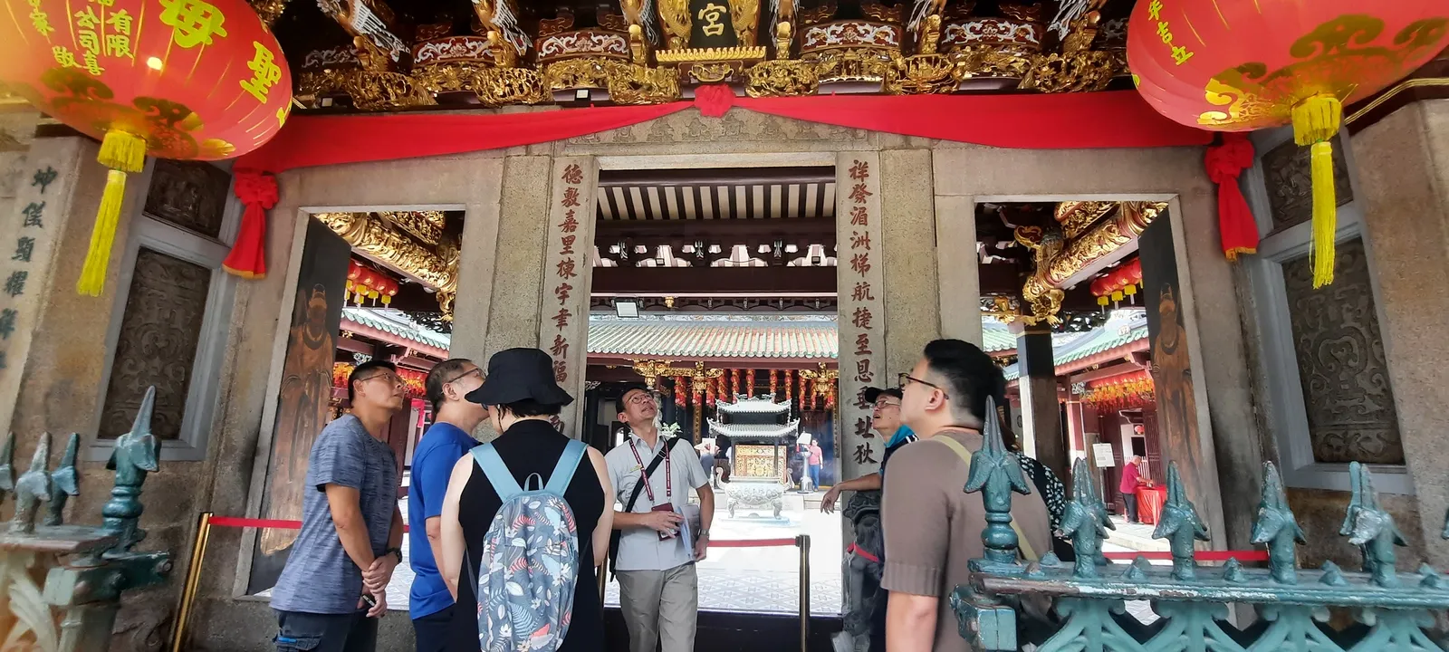 Thian Hock Keng Temple, Chinatown, decorated with red lanterns